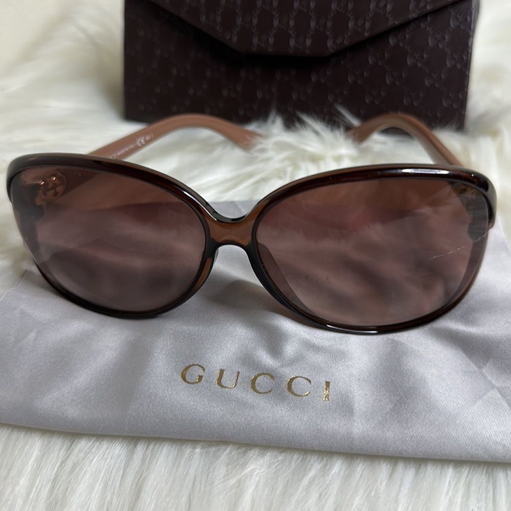 💯Authentic Gucci Sunglasses-with case🍀 - Picture 10 of 13